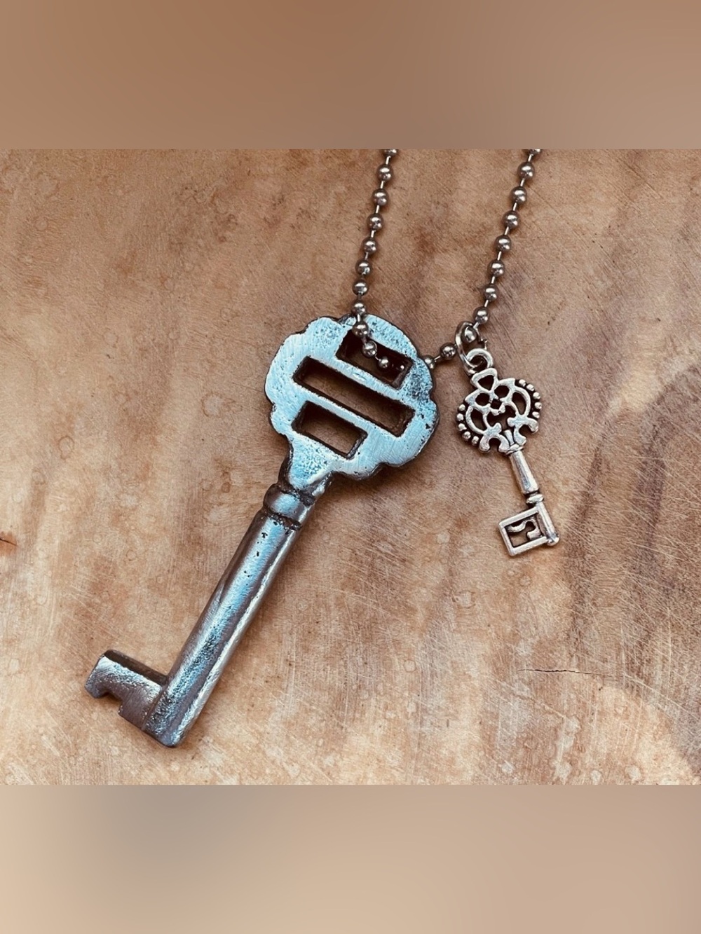 Vintage Silver Skeleton Key Pendant Necklace - Silver geometric charm